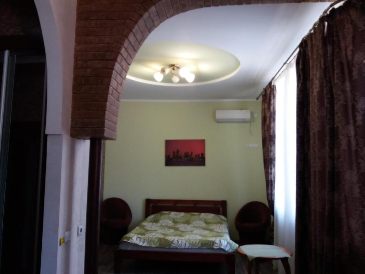 Студия На Черeмушках Apartment Odesa Exterior foto
